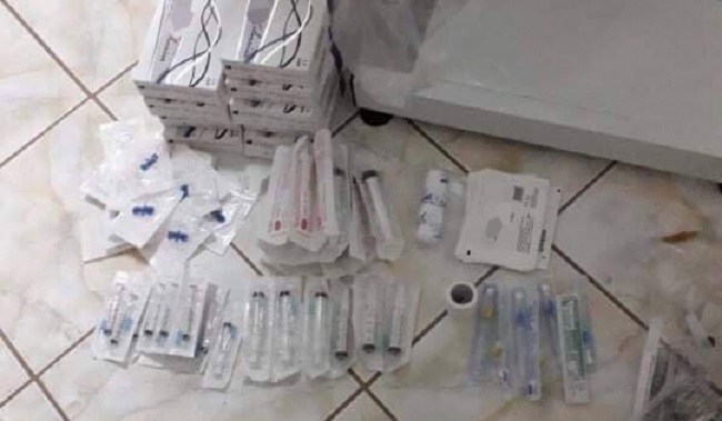 Femeie acuzată că ar fi făcut intervenții medicale estetice, deși nu este medic