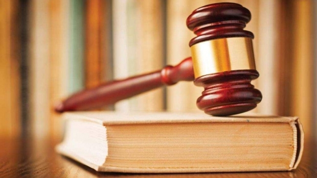 CONSTANŢA: Bărbat trimis în judecată pentru trafic de influenţă