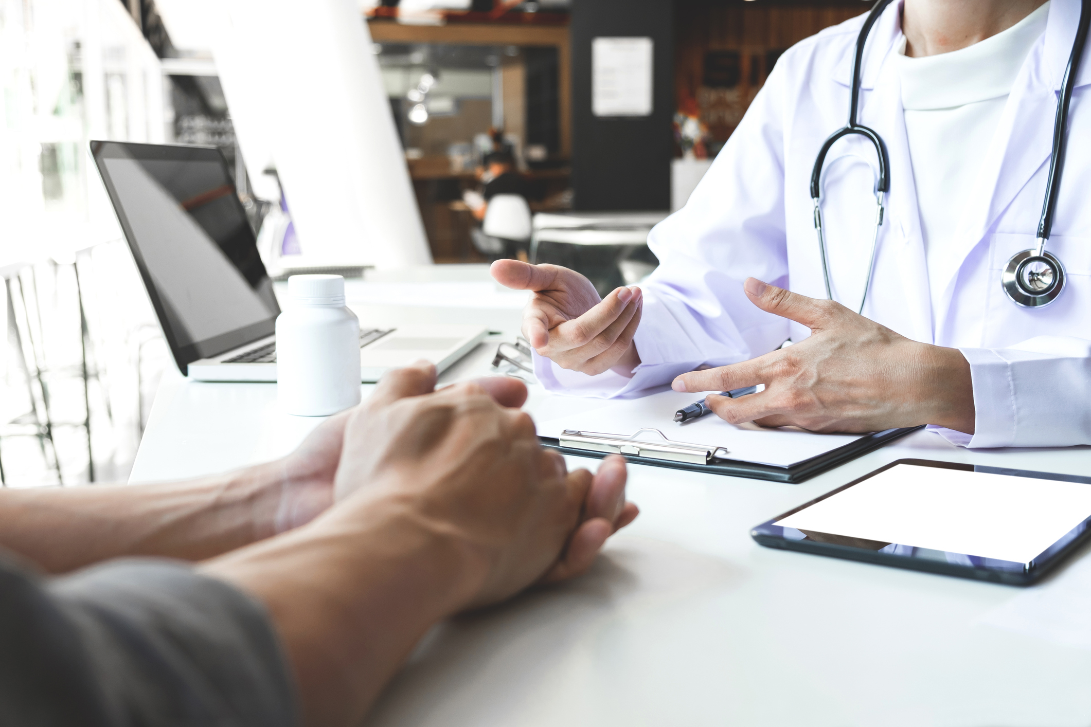 Medicina de familie este în prag de colaps, susţine conducerea Societăţii Naţionale de Medicină de Familie