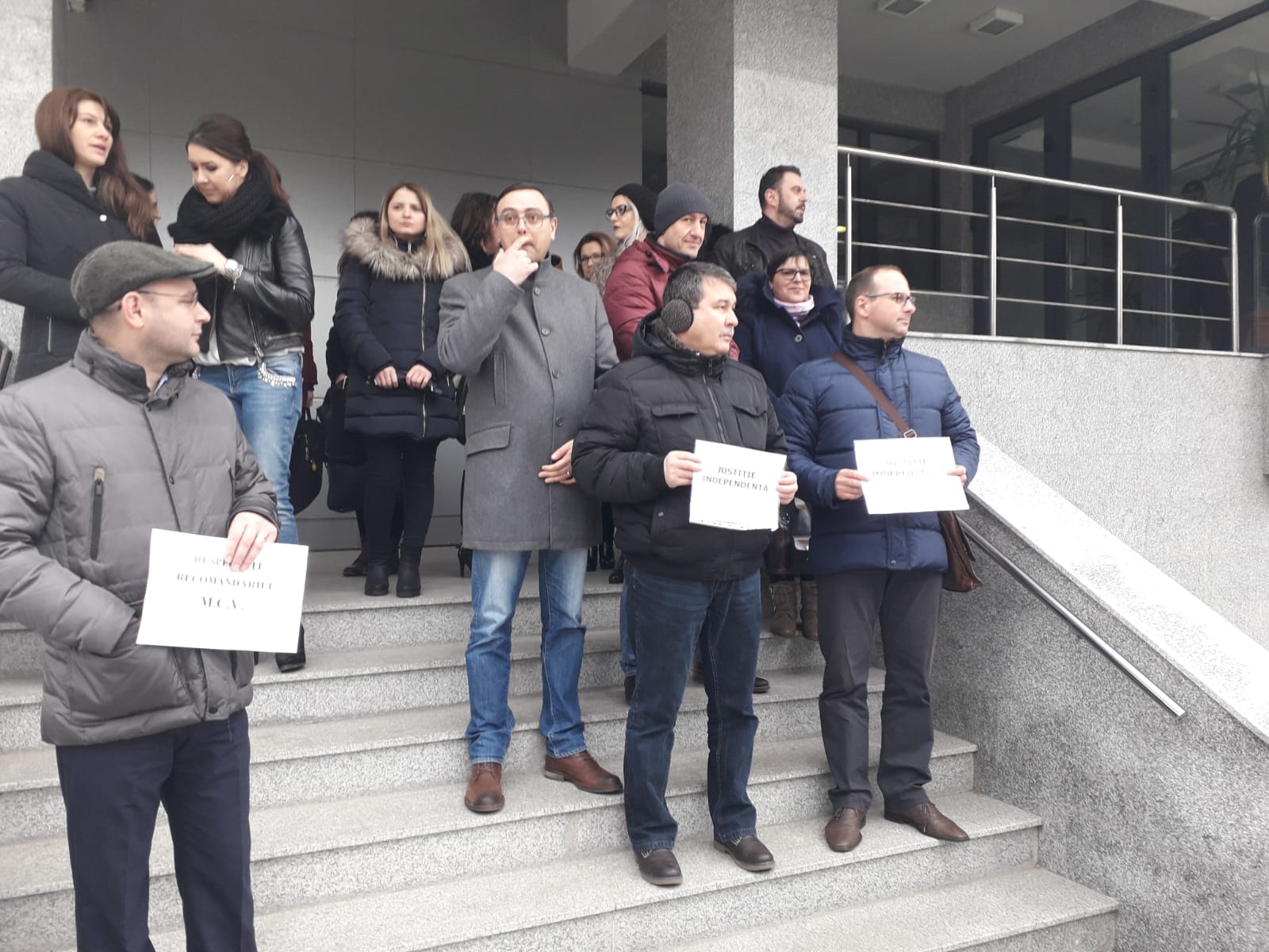 O nouă zi de proteste ale procurorilor constănțeni