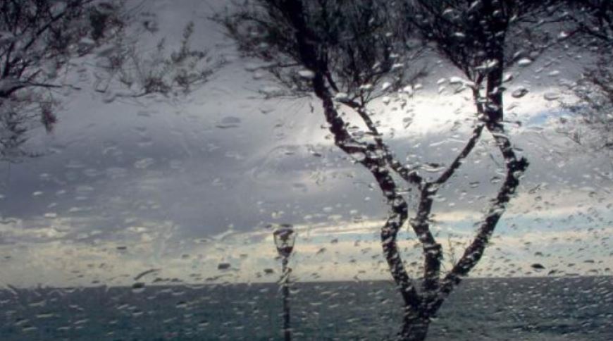 Sudul, centrul și estul țării, sub informare meteorologică de precipitații și intensificări ale vântului