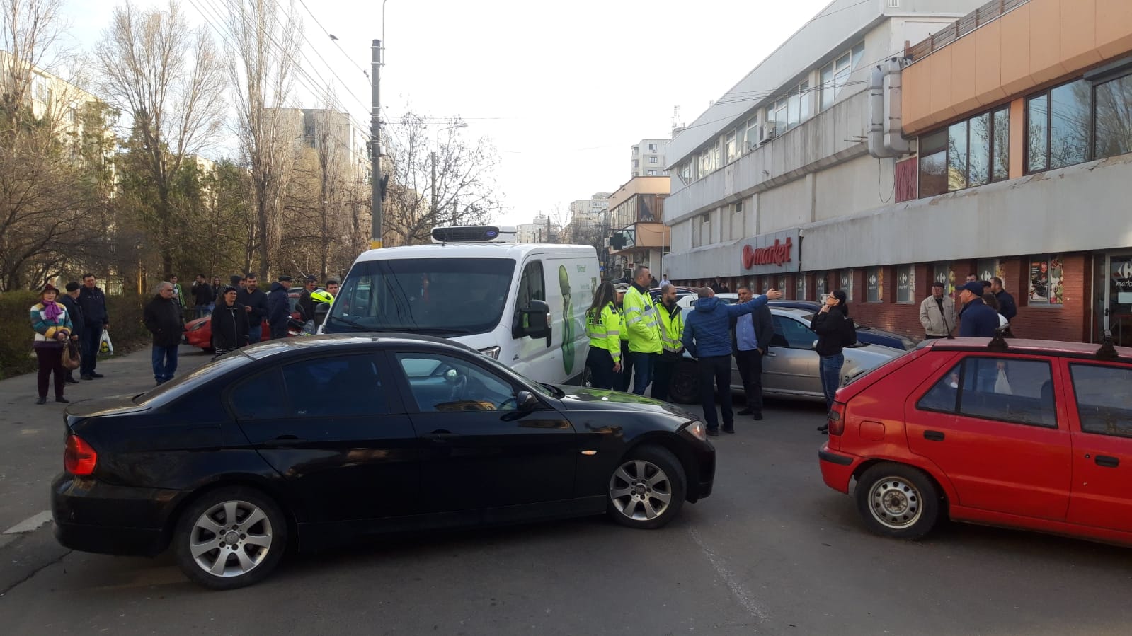 CONSTANȚA: Accident rutier pe strada Cișmelei FOTO