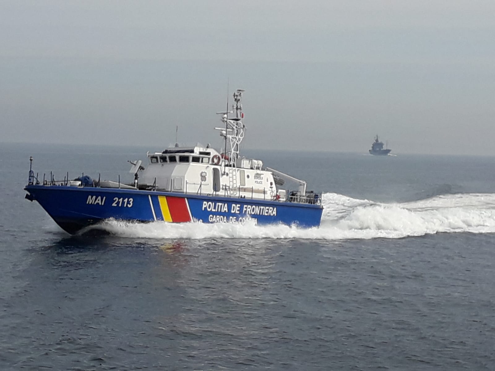 Cei trei pescari dispăruți pe Marea Neagră sunt căutați de autoritățile române și bulgare