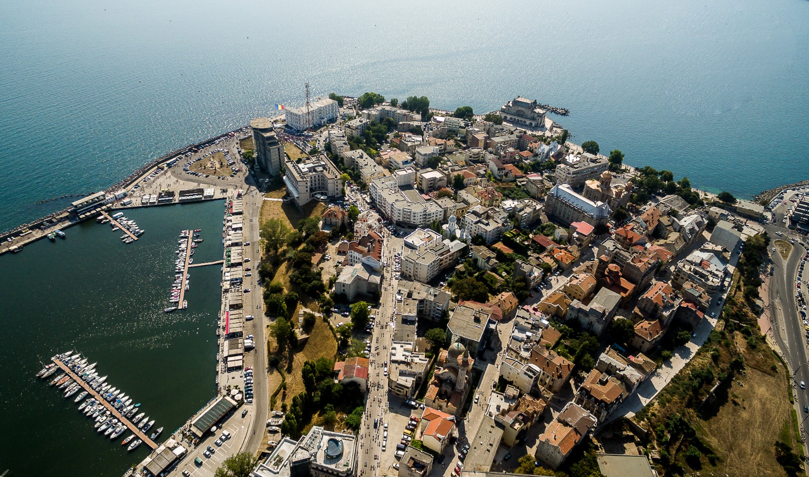 CONSTANȚA: Circulația rutieră în zona peninsulară va fi restricționată. Cum se pot obține permisele de acces