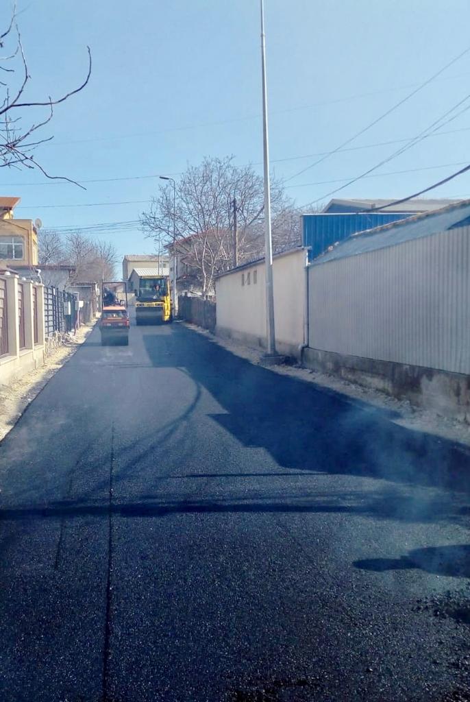 CONSTANȚA: Lucrări de asfaltare în cartierul Baba Novac