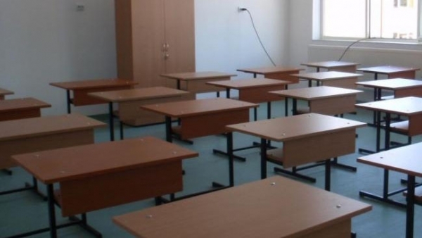 Aproape 76.000 de cereri de înscriere în învăţământul primar au fost depuse în prima săptămână