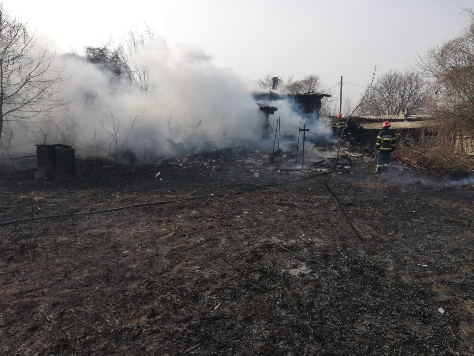 TULCEA: Incendiu puternic în localitatea Pătlăgeanca