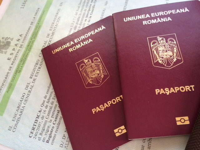 MAI: Program prelungit cu publicul, pentru eliberarea paşapoartelor