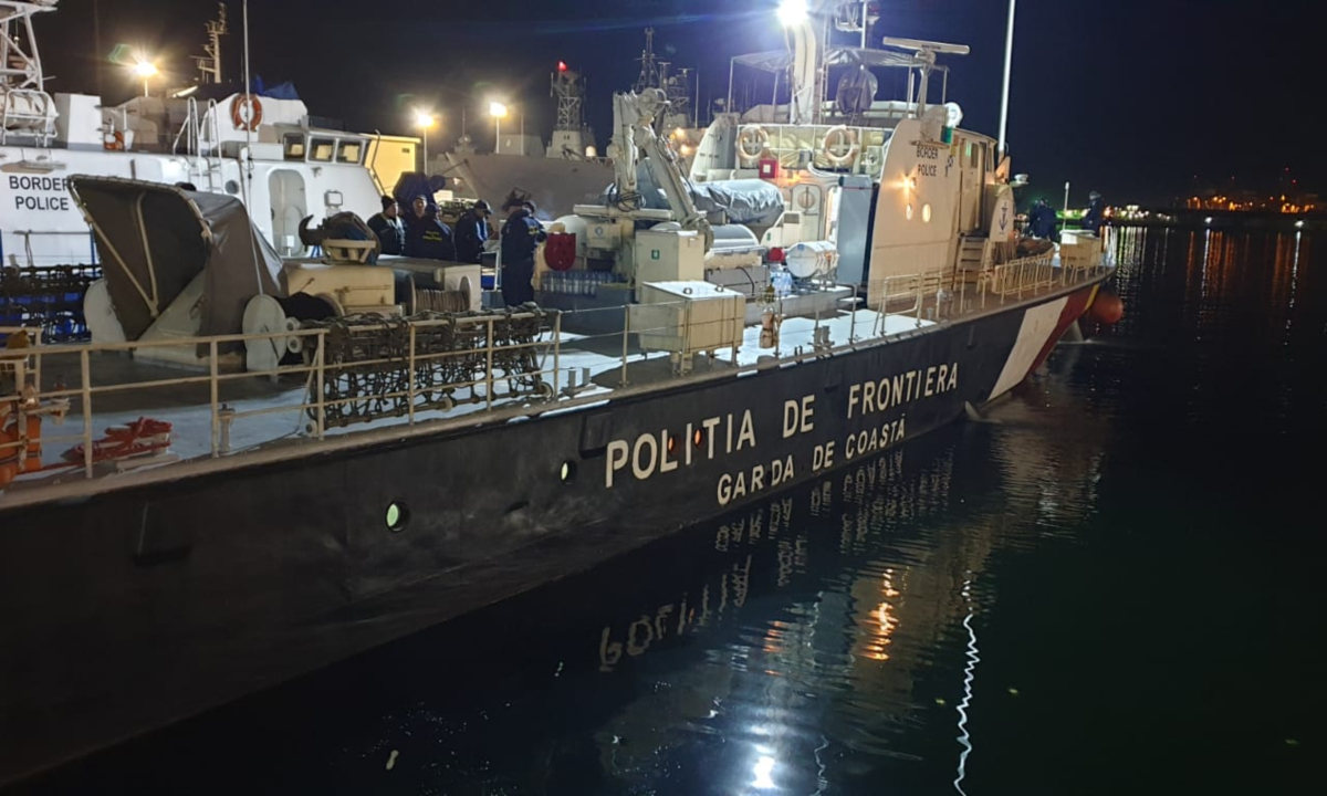 Nava MAI 1101 a Poliţiei de Frontieră Române va supraveghea, timp de 3 luni, frontierele Europei din Marea Egee – FOTO