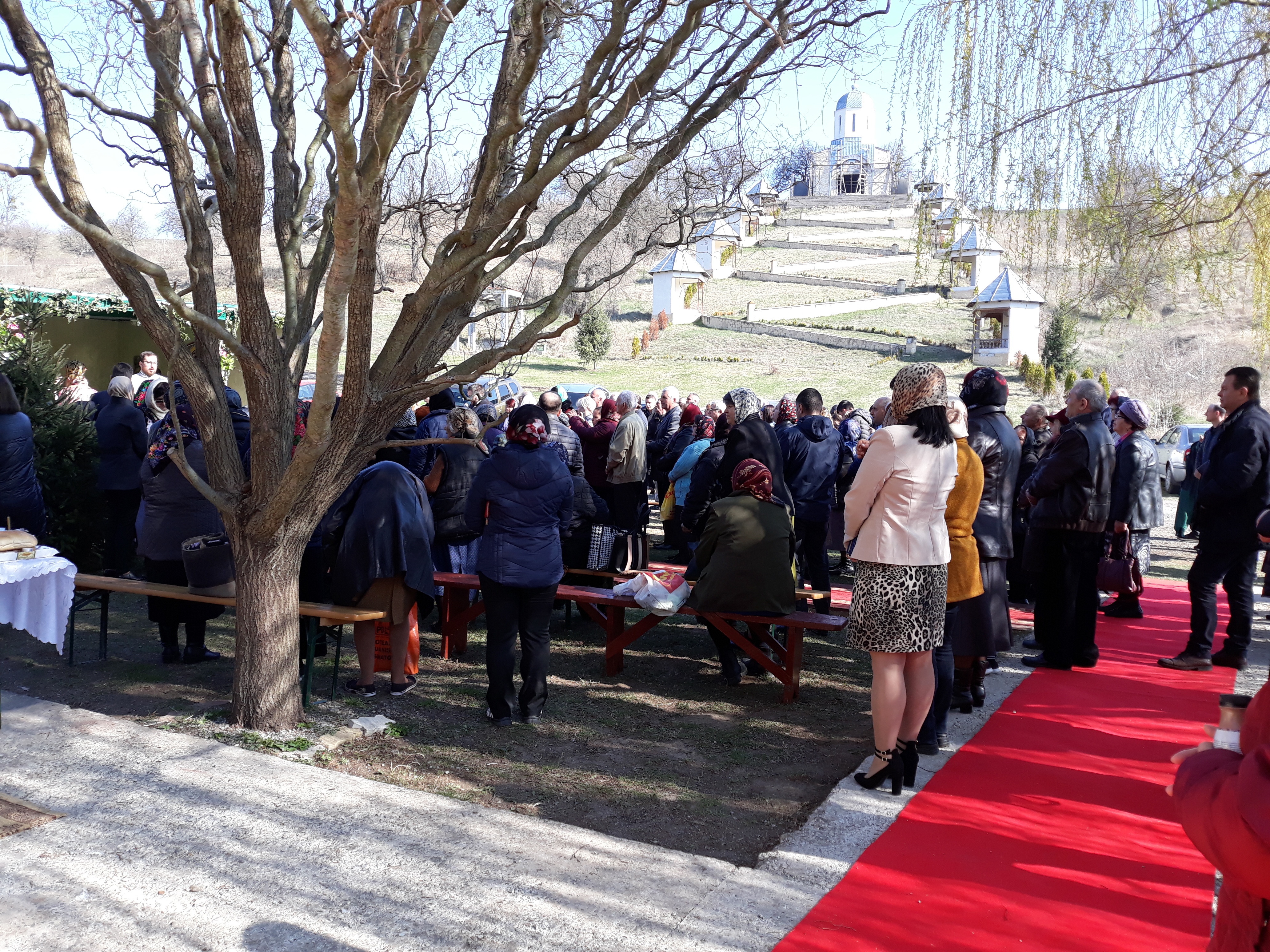 Foto: Primăvară duhovnicească la Mânăstirea Cerbu