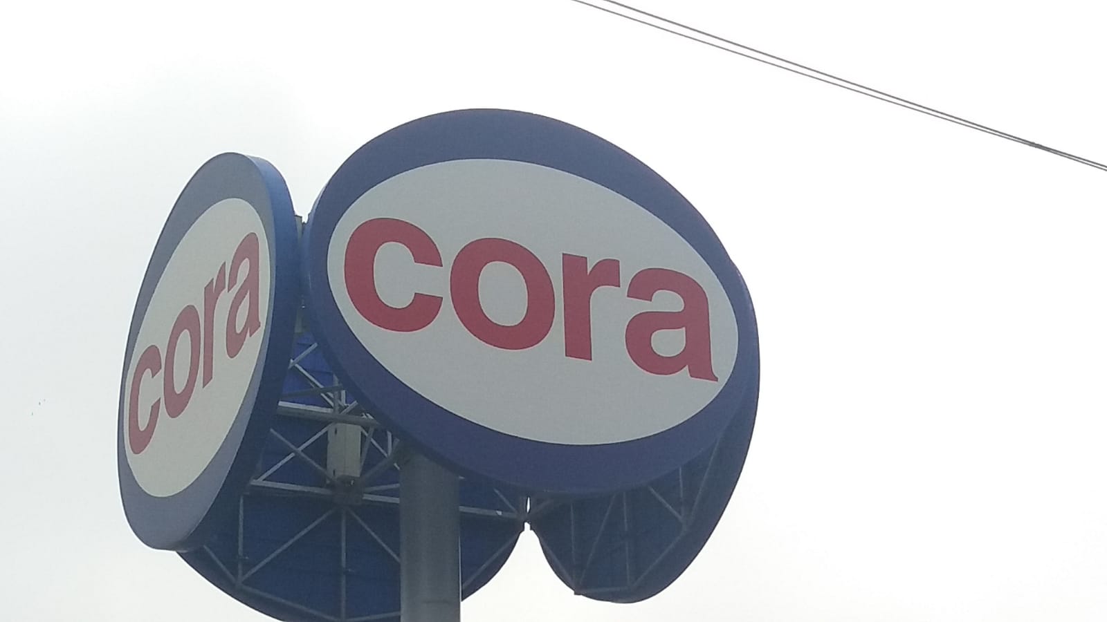 Programul hypermarket-urilor constănțene în perioada sărbătorilor pascale