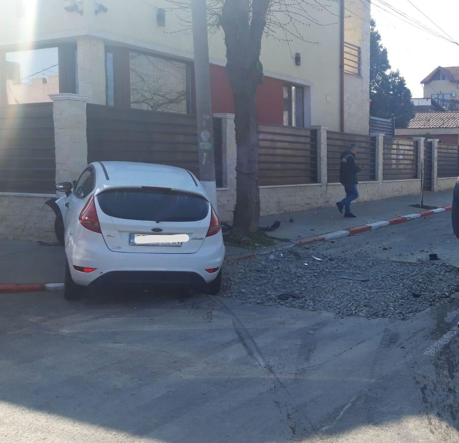 FOTO. Accident rutier în cartierul Coiciu