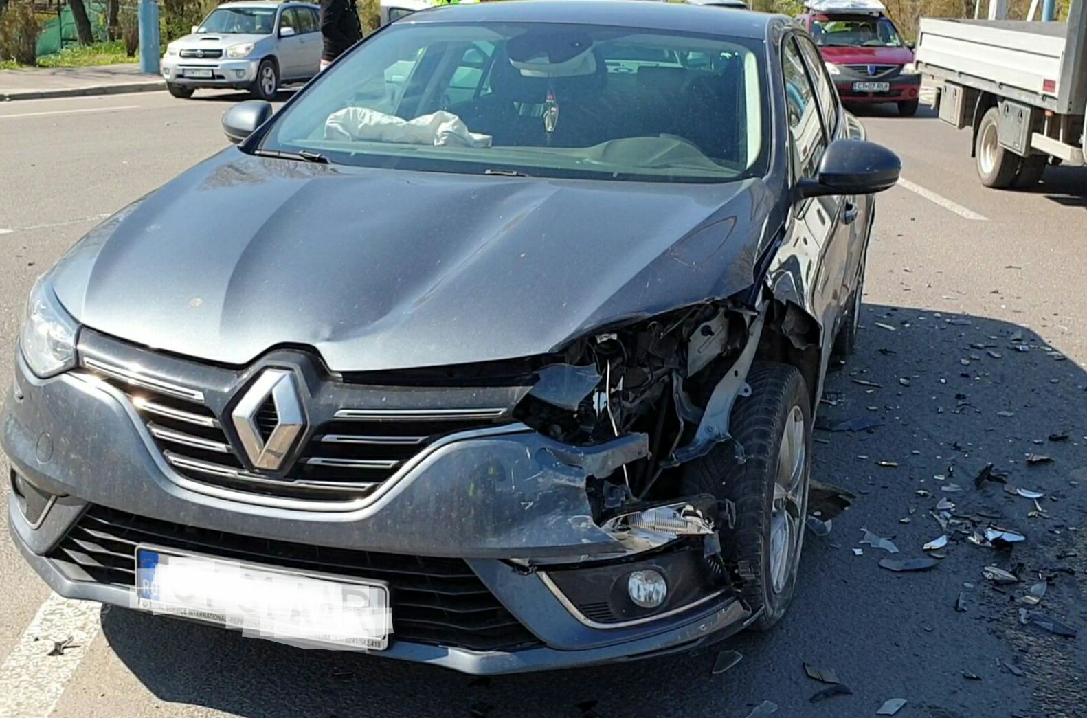 MAMAIA/FOTO: O femeie a fost rănită ușor în urma unui accident rutier