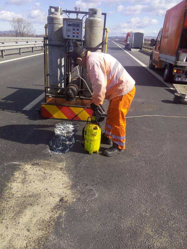 E vară, A2 intră în reparații