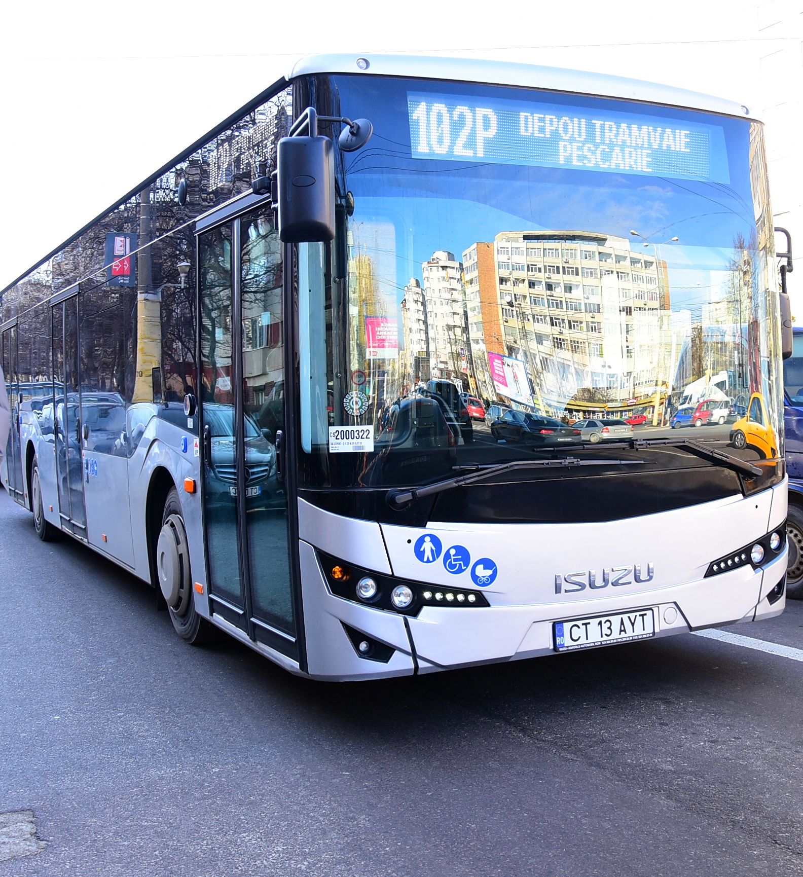 Un călător a fost agresat de șoferul unui autobuz CT BUS