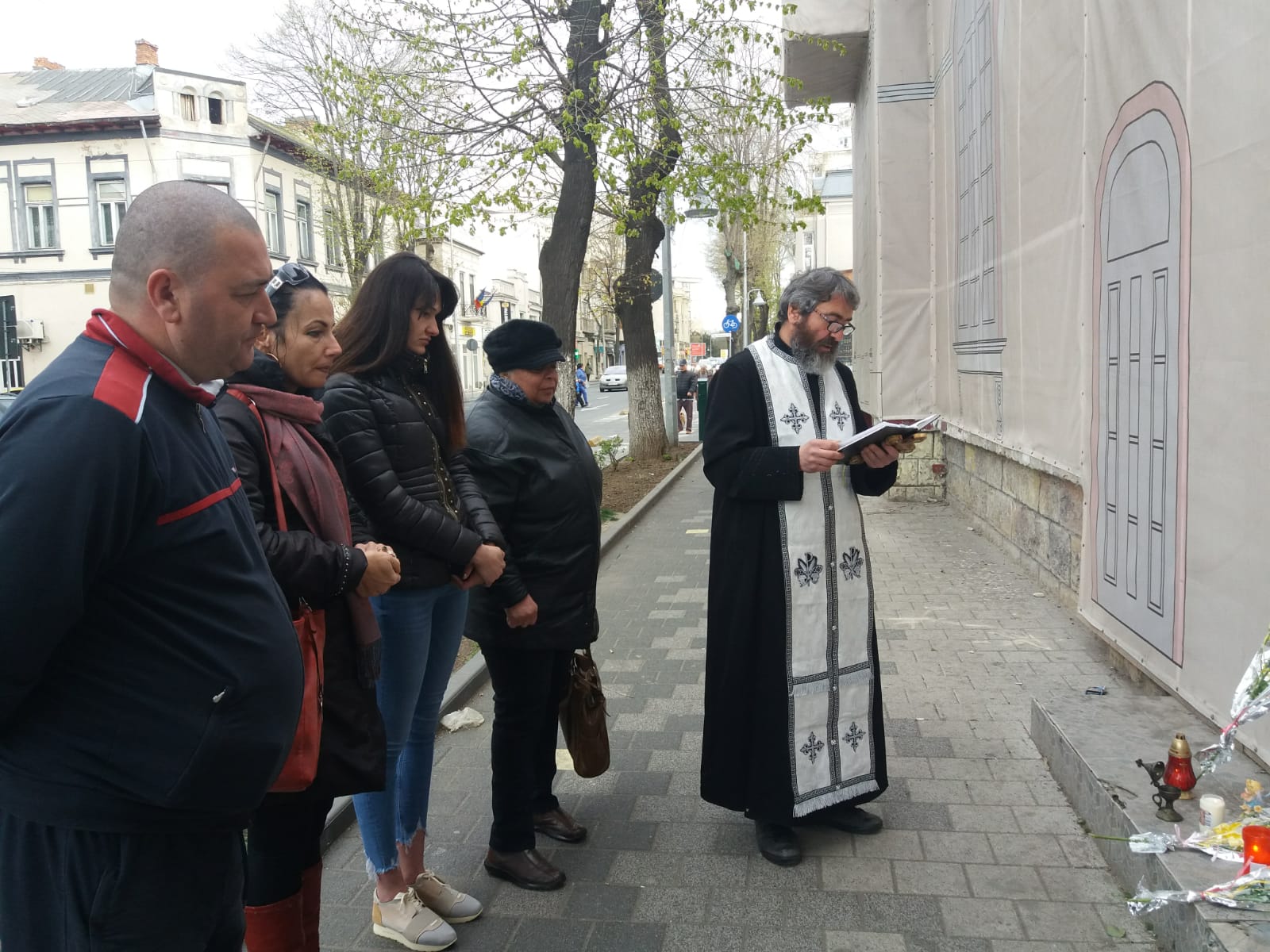 Cele trei fete decedate în urma incendiului de la restaurantul Beirut, comemorate de familii