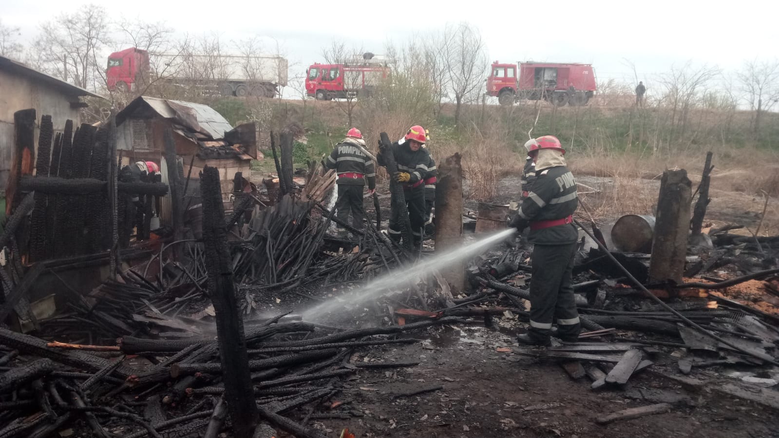 TULCEA: Incendiu în localitatea Smârdan FOTO