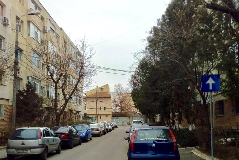 CONSTANȚA: Noi locuri de parcare în locul garajelor desființate