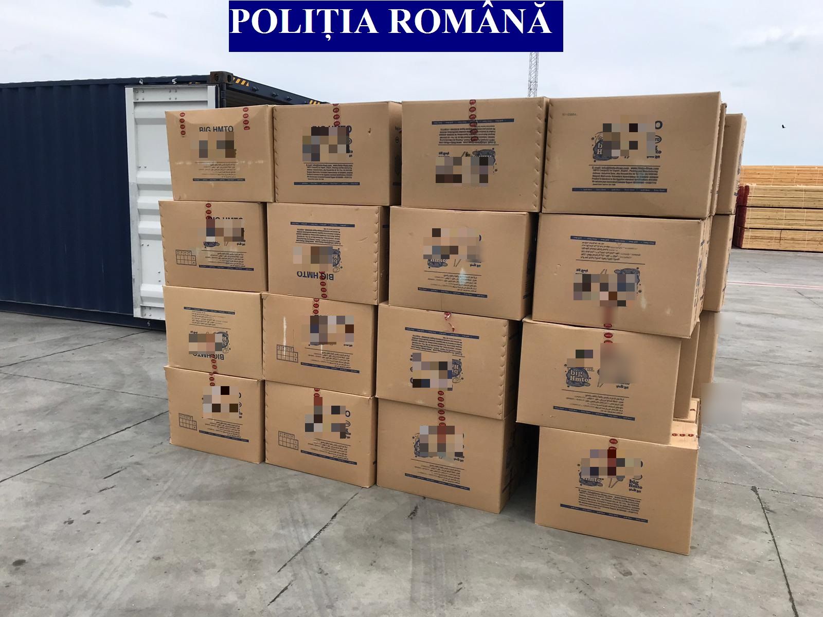 CONSTANȚA: Marfă contrafăcută, confiscată de poliţişti – FOTO