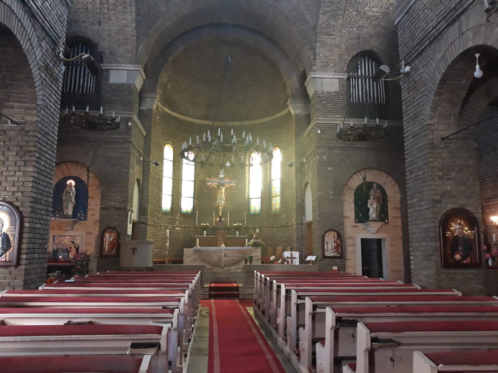 Pelerini catolici din Constanța și Năvodari pleacă la București pentru vizita Suveranului Pontif