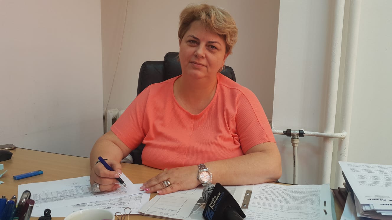 CONSTANȚA: Munți de dosare pentru restituirea taxei auto la AFP