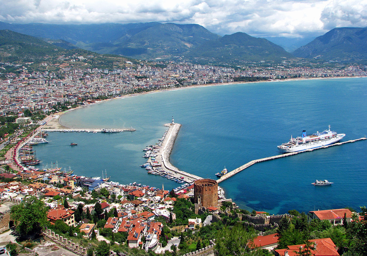 Studenți de la Universitatea Ovidius din Constanța, ghizi turistici în Antalya