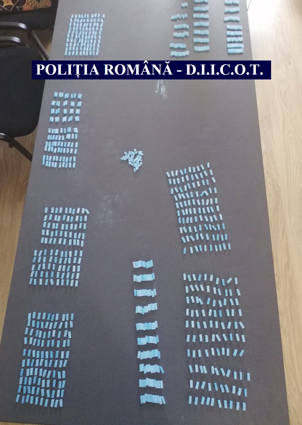 CONSTANȚA: Bărbat reţinut după ce a fost prins în timp ce vindea droguri de mare risc