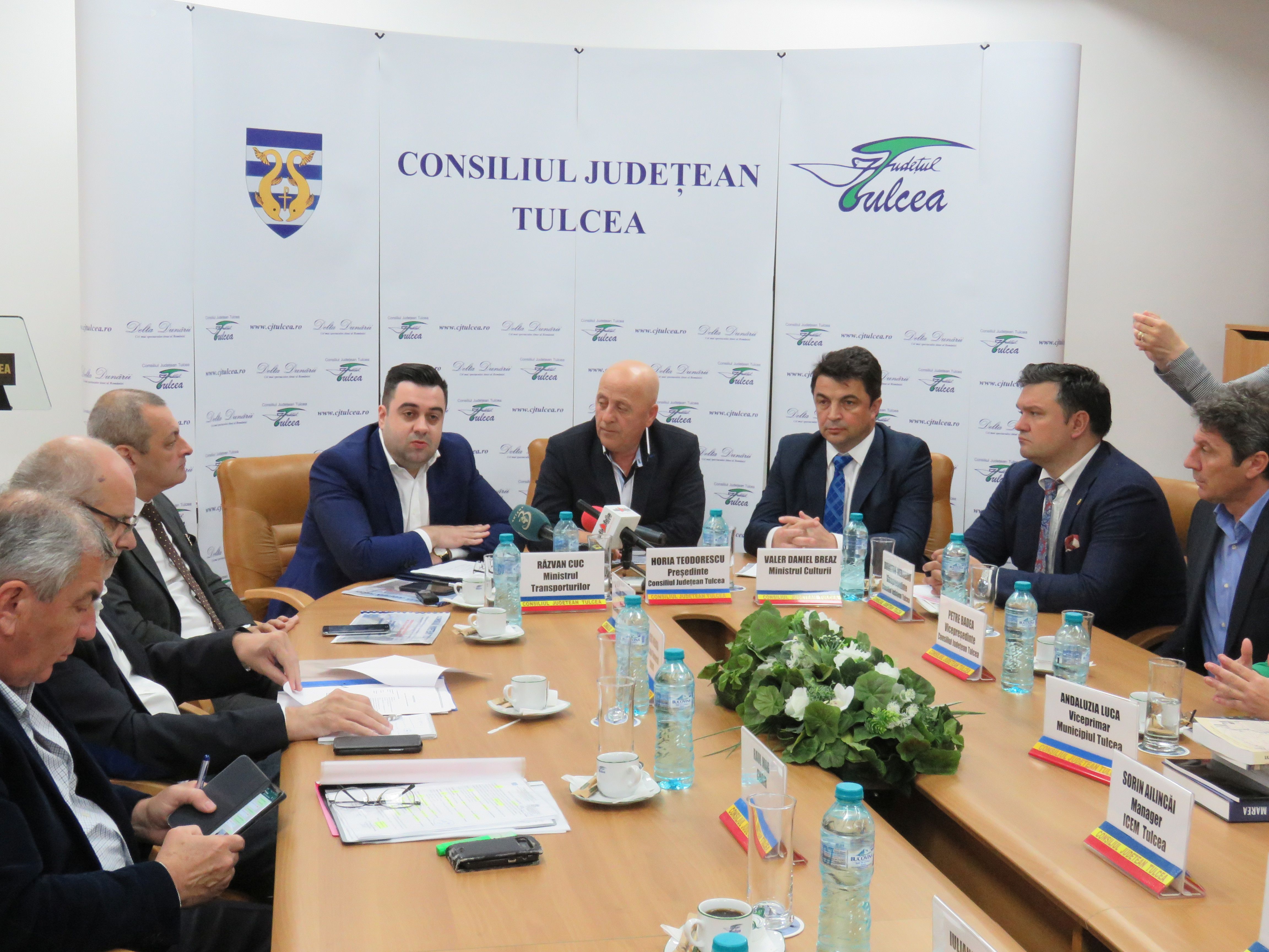 Ministrul Transporturilor a semnat astăzi contractul pentru modernizarea Portului Tulcea