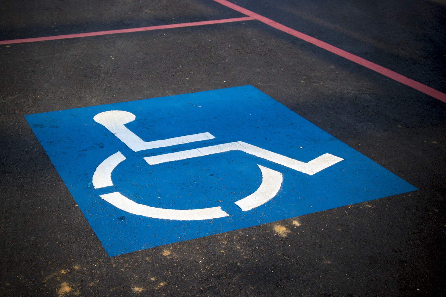 AJPIS Constanța: Informații importante pentru persoanele cu handicap, deținătoare de permise de conducere auto