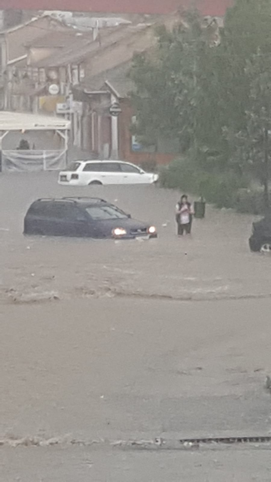 Orașul Cernavodă, sub ape! Pompierii intervin