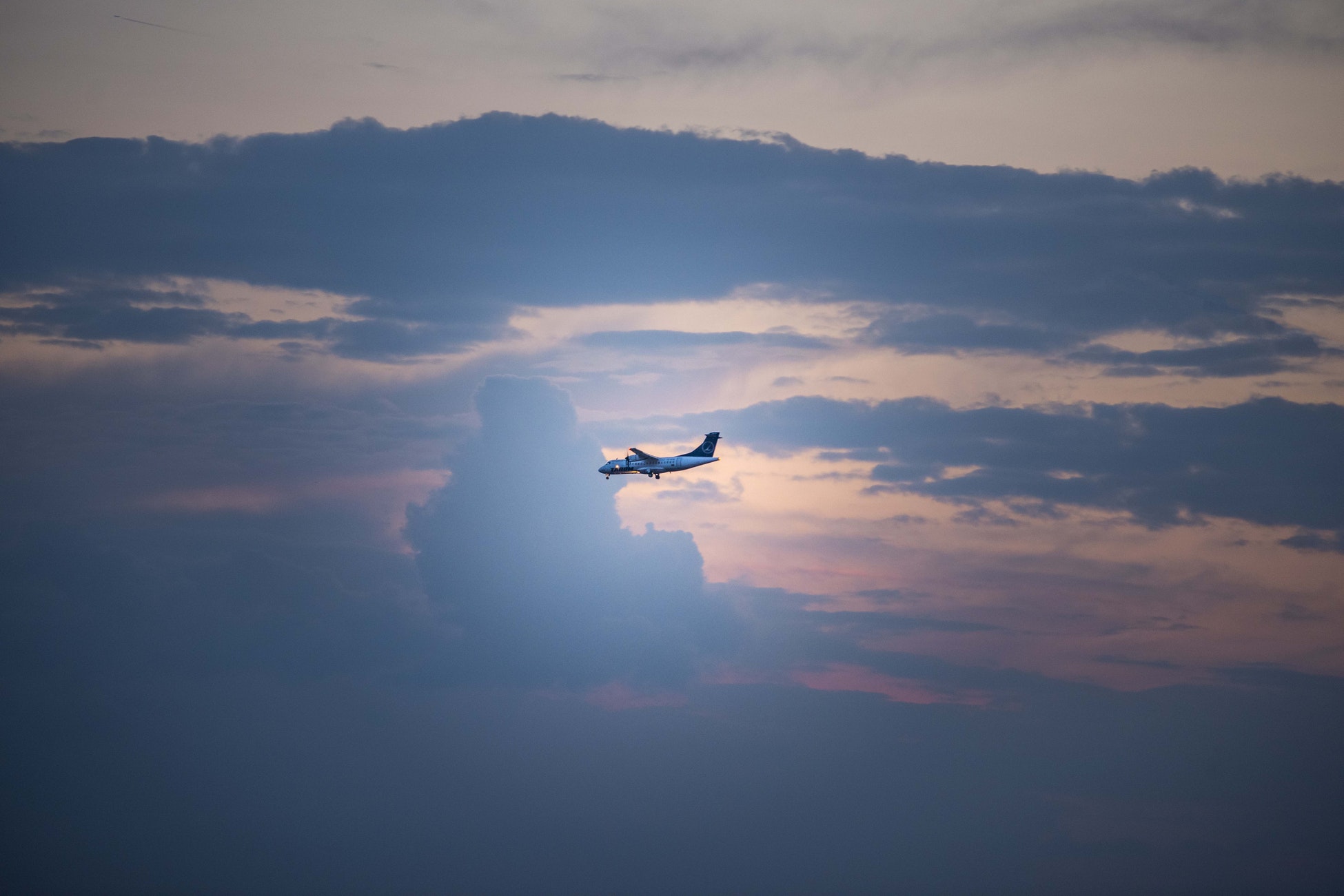 TAROM redeschide astăzi ruta estivală Satu Mare-Constanţa