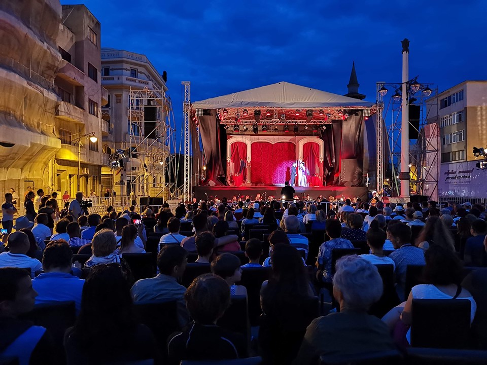 Festivalul Internațional de Teatru „Miturile cetății“ | Ce spectacole sunt programate astăzi