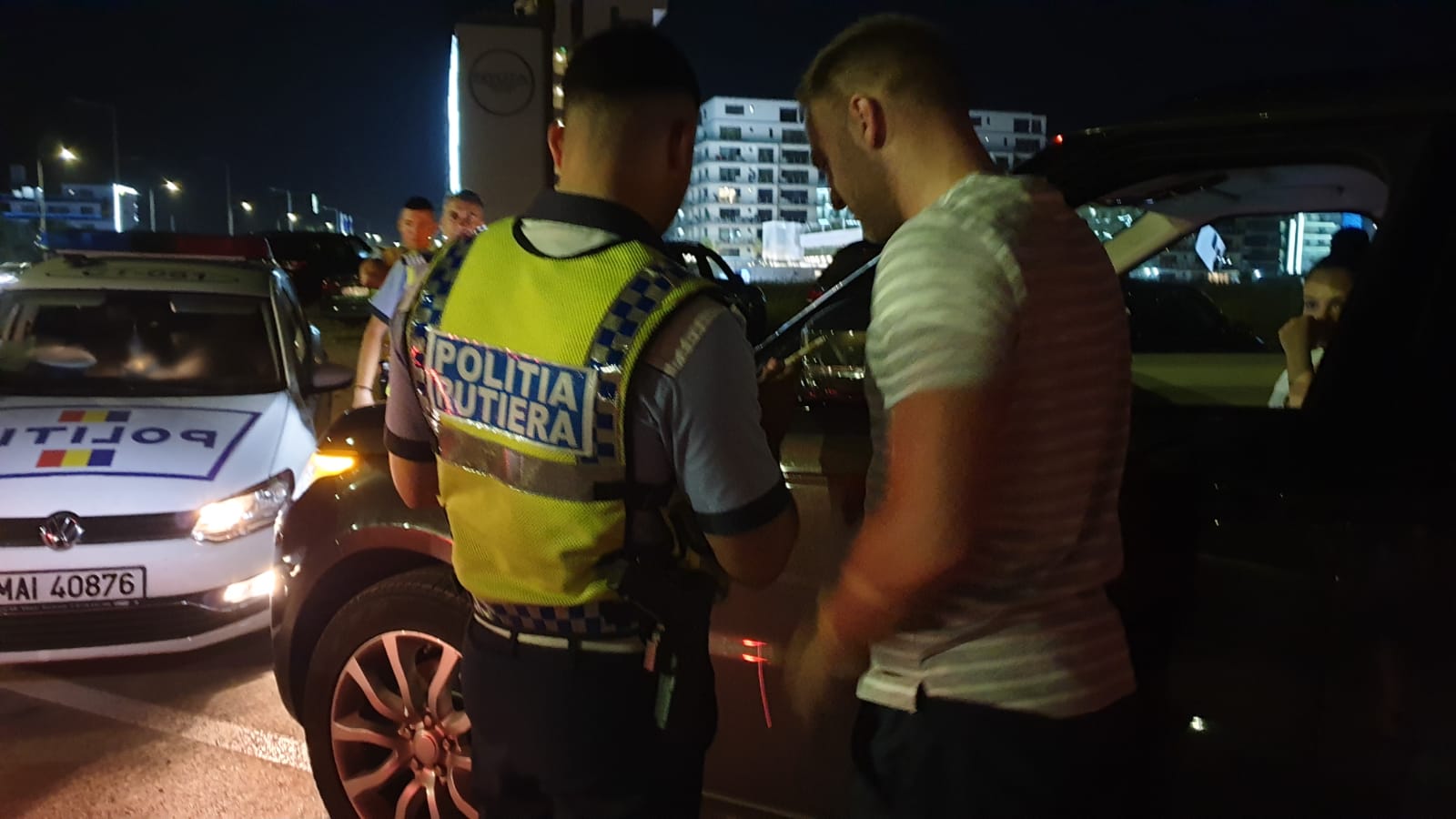 Razii și amenzi în zonele aglomerate de pe litoral