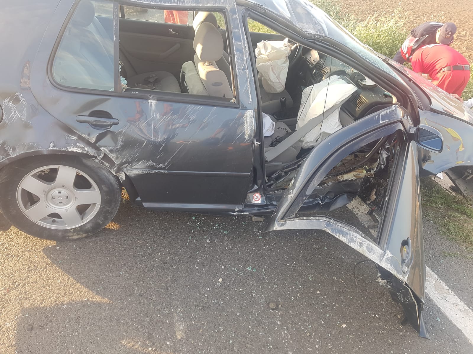 FOTO/Județul Constanța: Un șofer beat a rănit trei persoane într-un accident