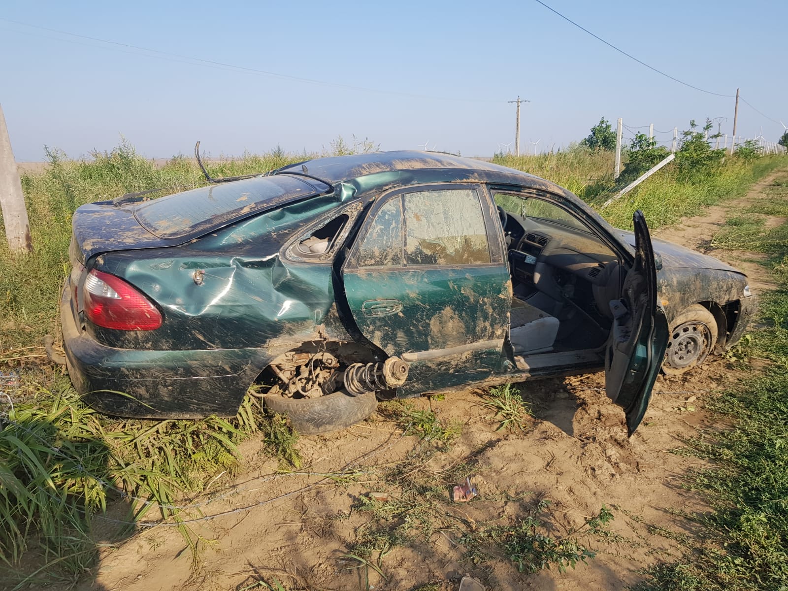 Județul CONSTANȚA/FOTO: Accident rutier. Trei persoane au fost rănite
