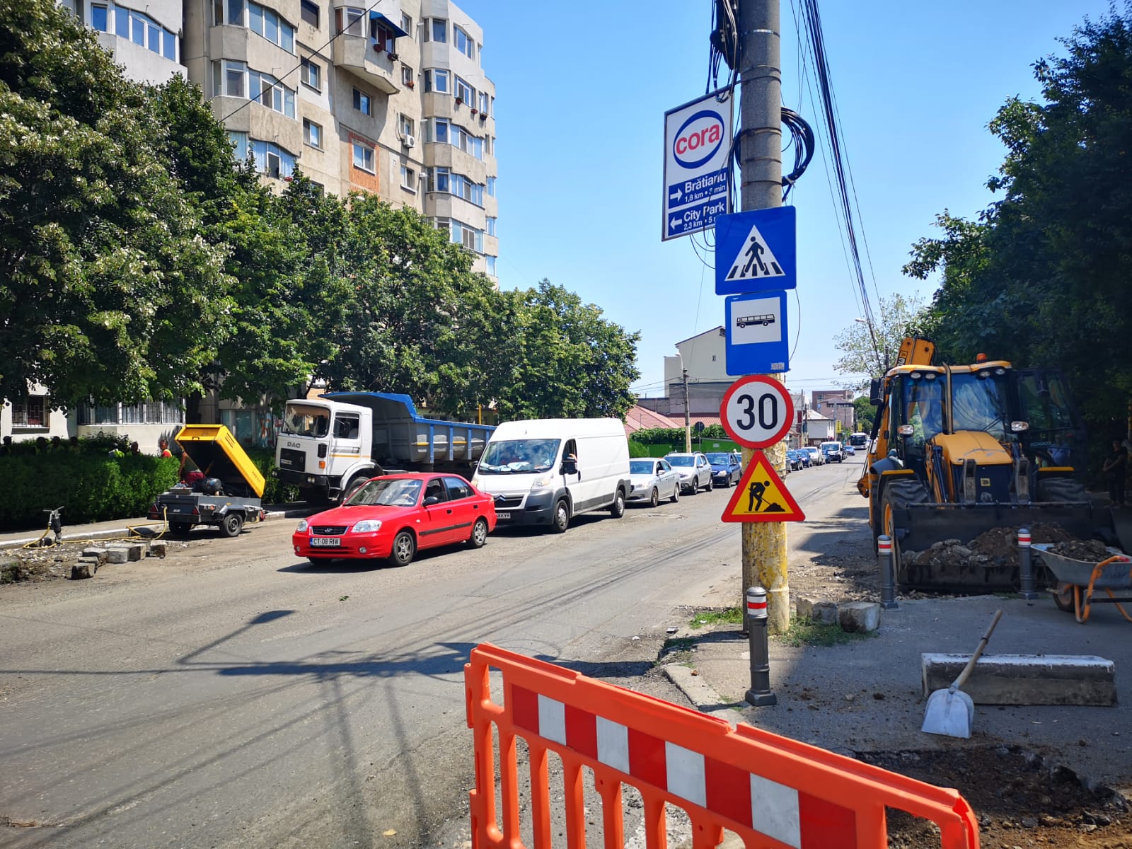 CONSTANȚA: Trafic restricționat total pe un tronson al străzii Baba Novac – FOTO