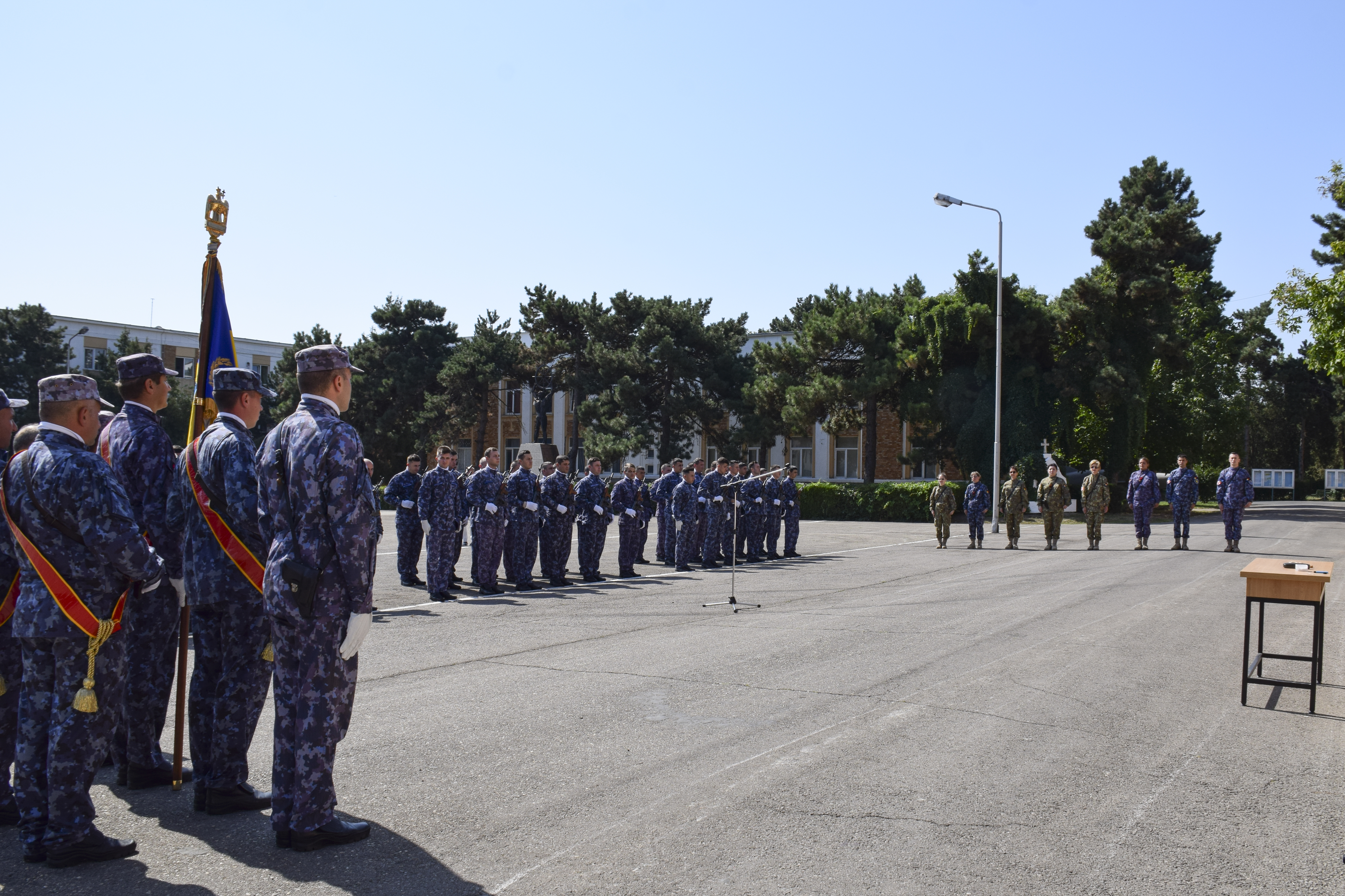 CONSTANȚA: Ceremonie de depunere a jurământului militar, pe platoul Academiei Navale „Mircea cel Bătrân” – FOTO