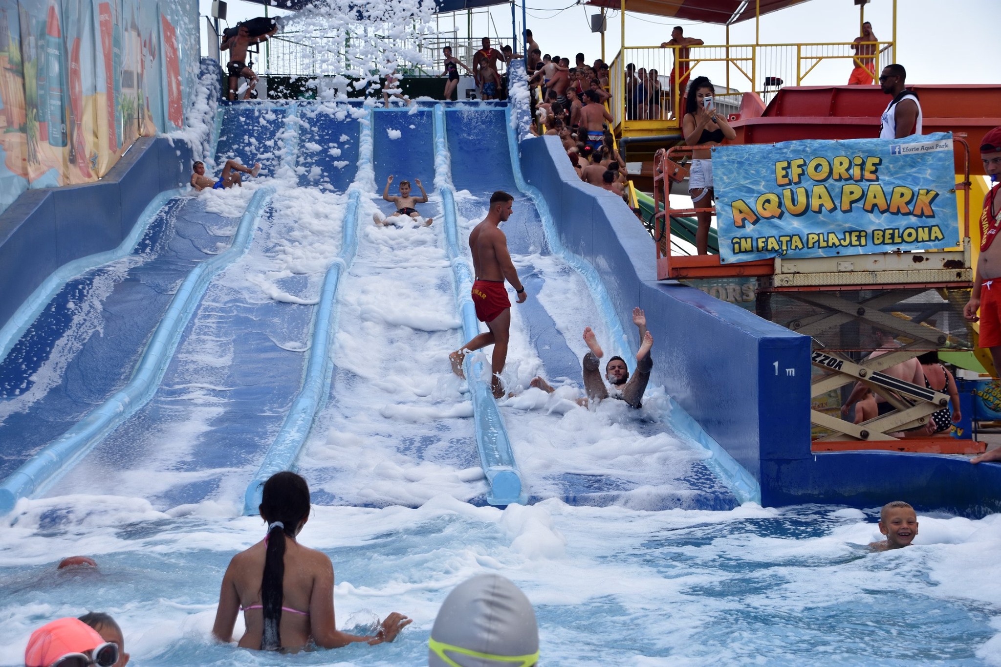 Eforie Aqua Park, locul în care aventura nu are limită