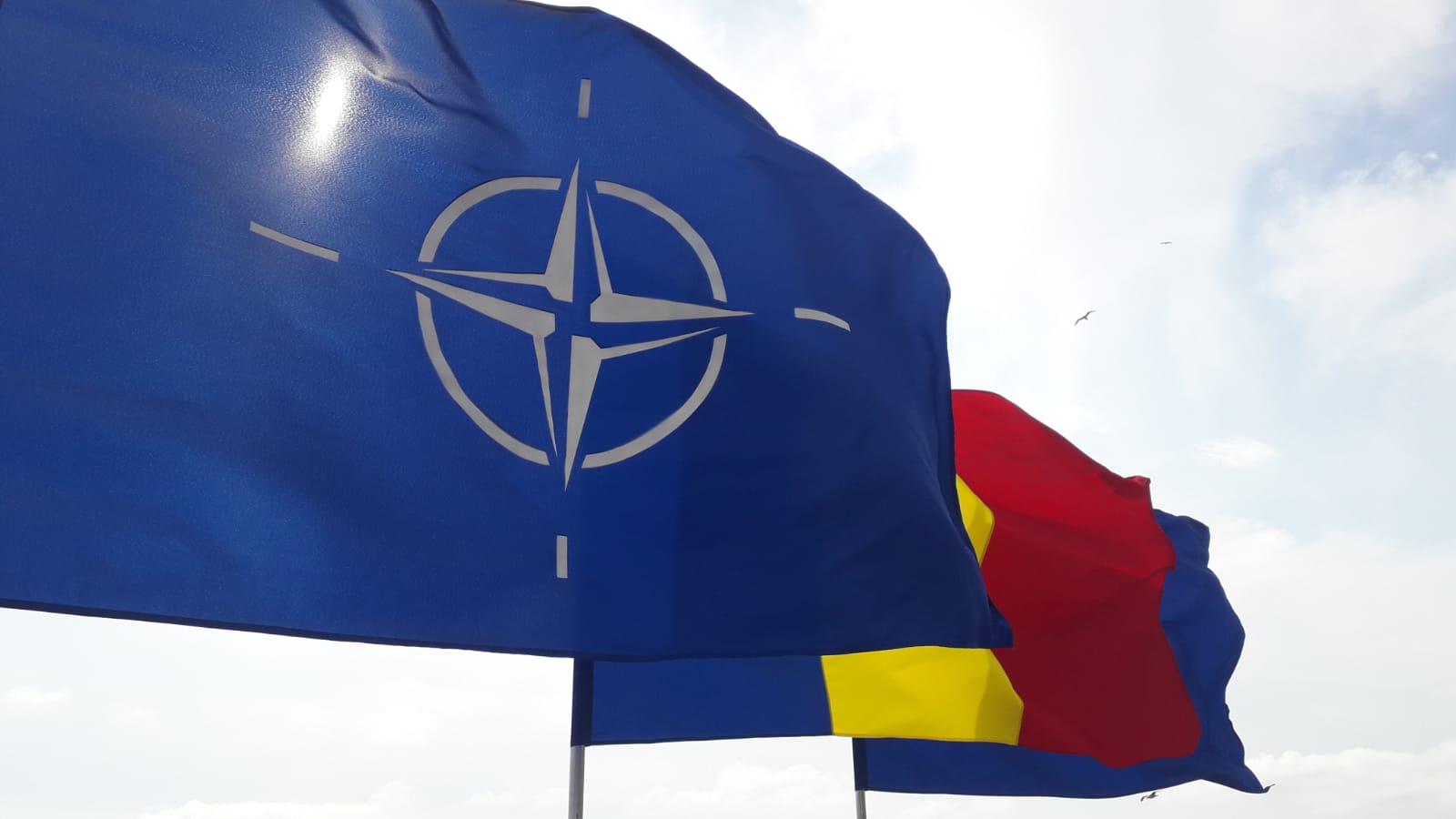 Primul convoi cu tehnică militară aparţinând detaşamentului american se îndreaptă spre Baza Mihail Kogălniceau