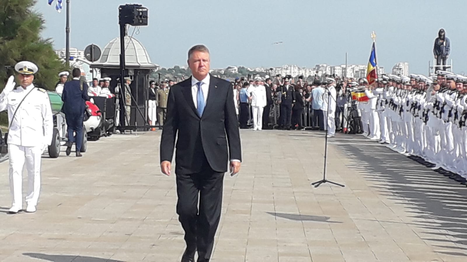 Iohannis: „România are nevoie de oameni tineri“