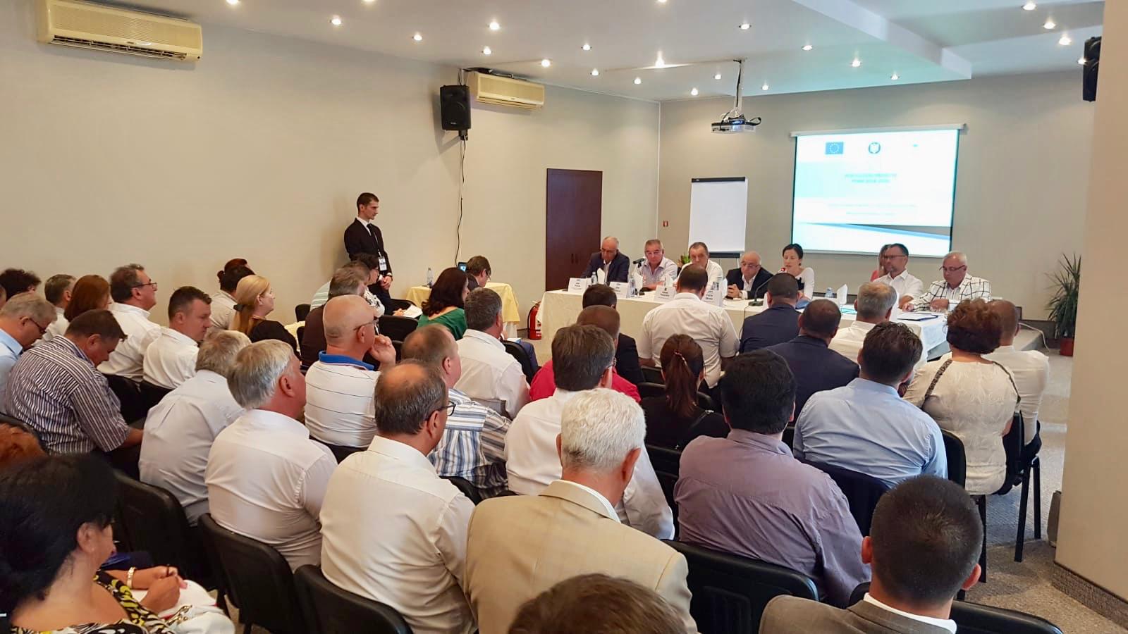 CONSTANȚA: Ședința de lucru a operatorilor regionali furnizori de servicii de alimentare cu apă și canalizare din cadrul A.R.A, se desfășoară până mâine – FOTO