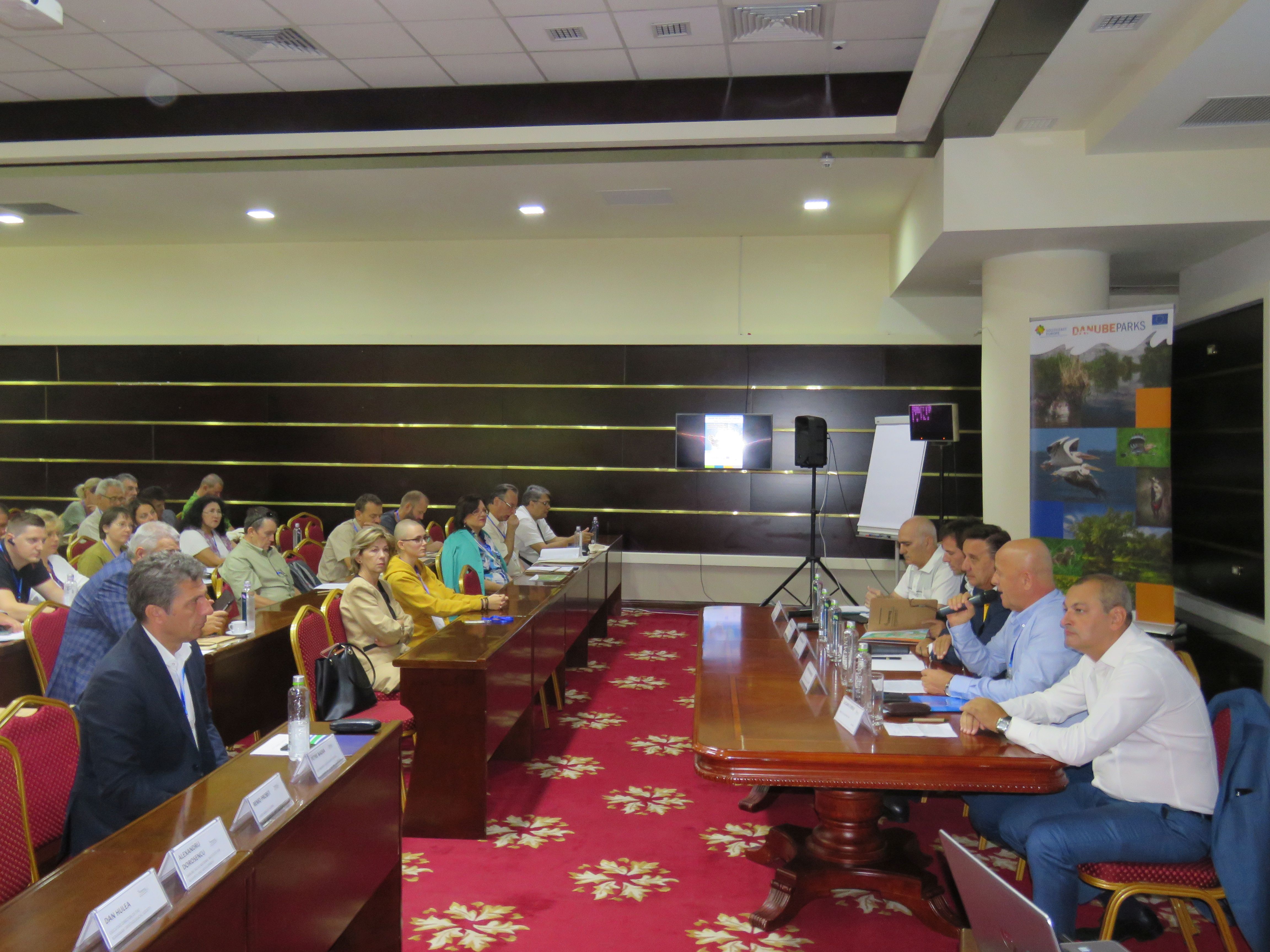 TULCEA: A avut loc o conferință internațională privind protecția păsărilor migratoare, organizată de Administrația Rezervației Biosferei Delta Dunării – FOTO