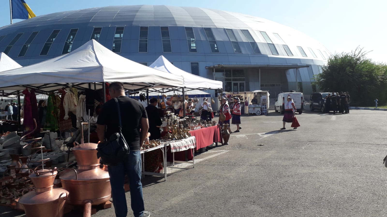 CONSTANȚA: Prima ediție a “Sărbătorii Tradițiilor și Meșteșugurilor Dobrogene” se desfășoară la Pavilionul Expozițional – FOTO