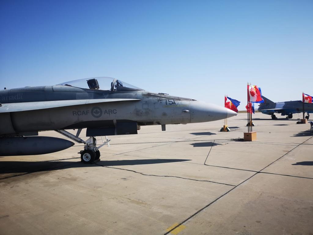 Ceremonie de certificare NATO a celui de-al treilea detașament al Forțelor Aeriene Regale Canadiene, la Baza 57 Aeriană Mihail Kogălniceanu