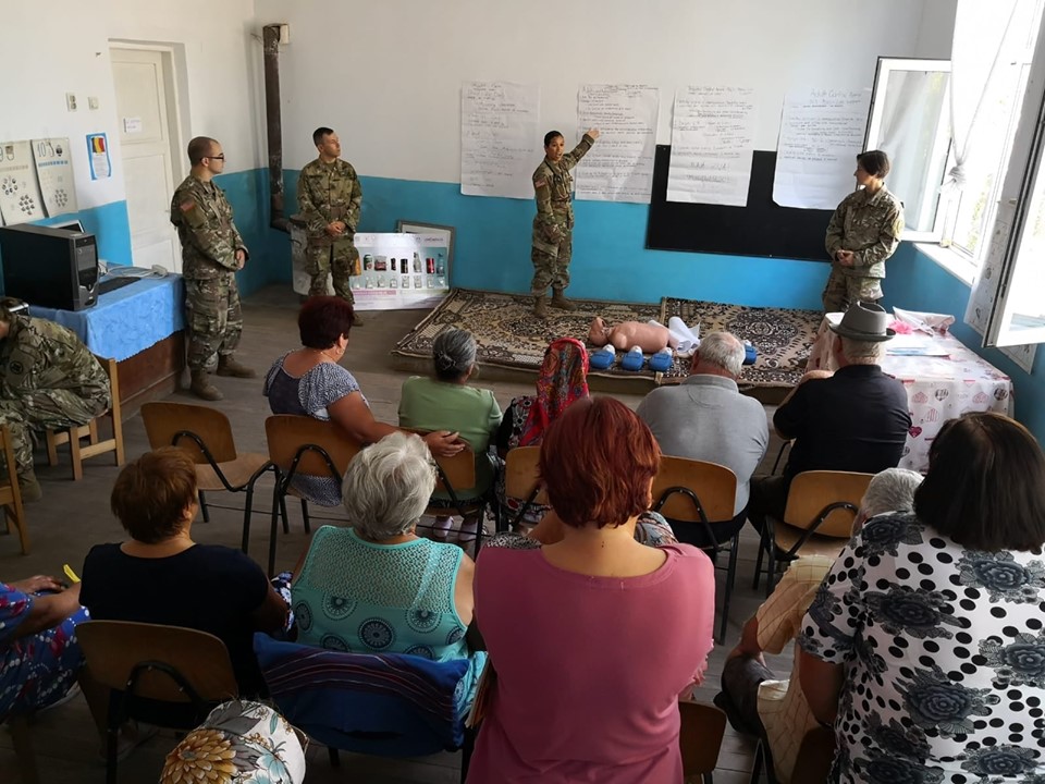 TULCEA: Aproape 500 de persoane din Deltă, consultate de medici militari români şi americani
