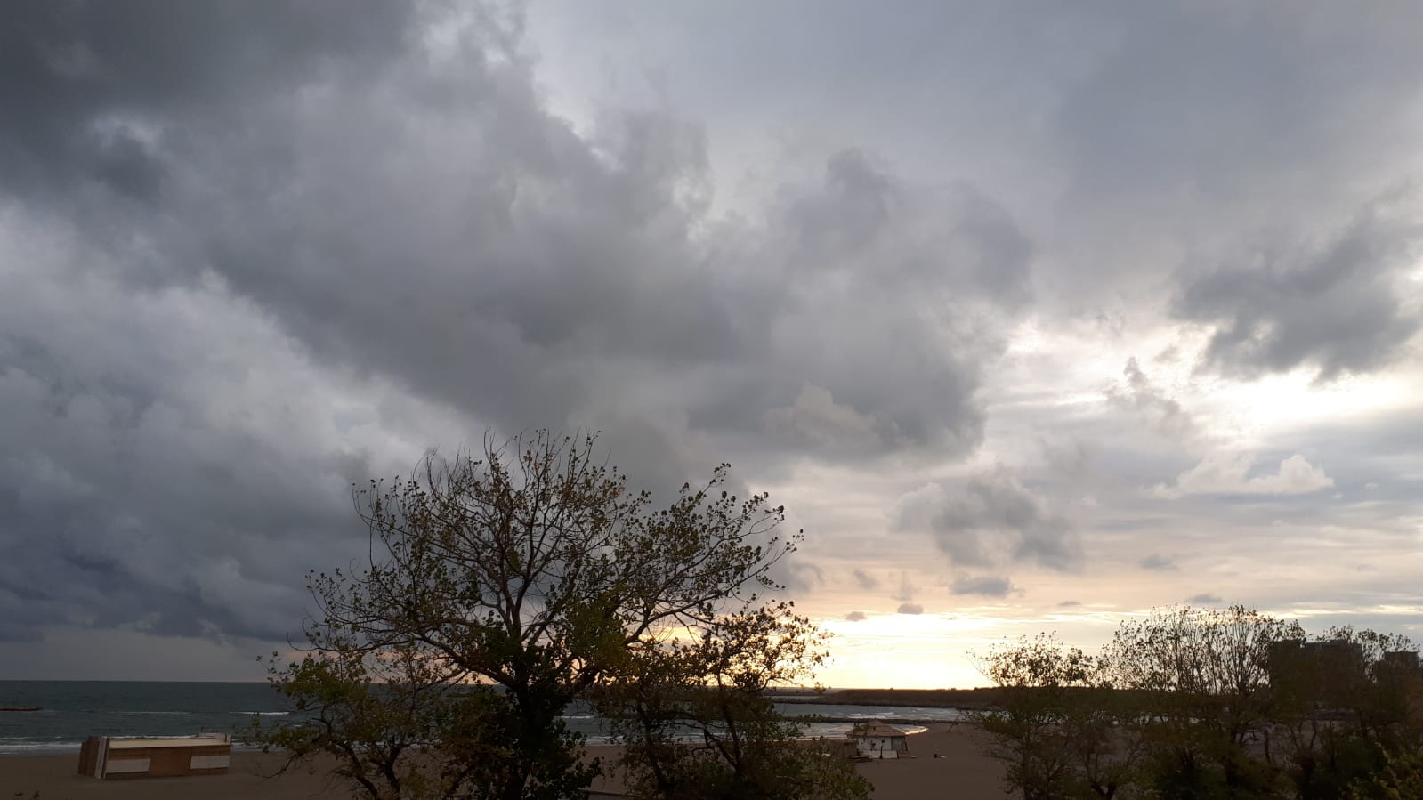 Vreme rece şi cu ploi în Dobrogea