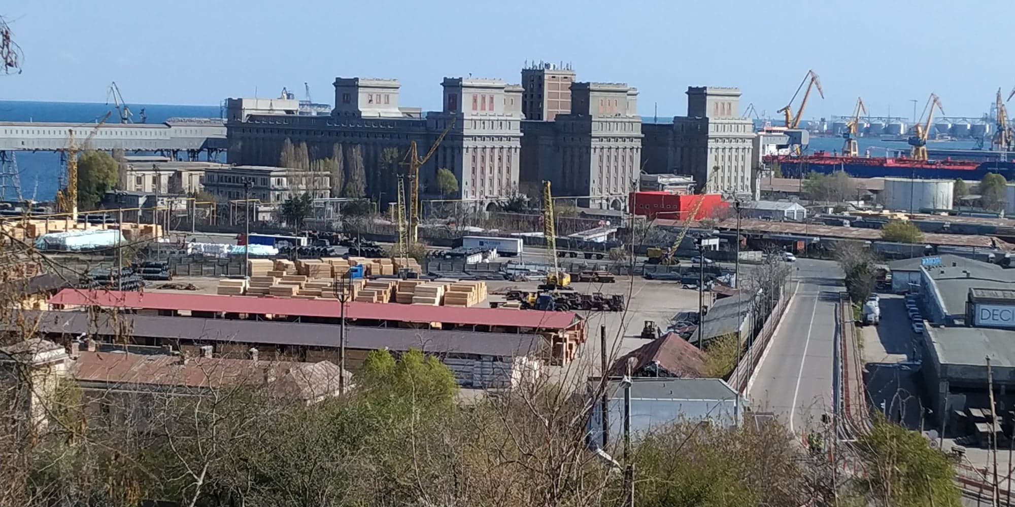 Portul Constanța a înregistrat anul trecut un volum al traficului de mărfuri nemaiîntâlnit în anii precedenți