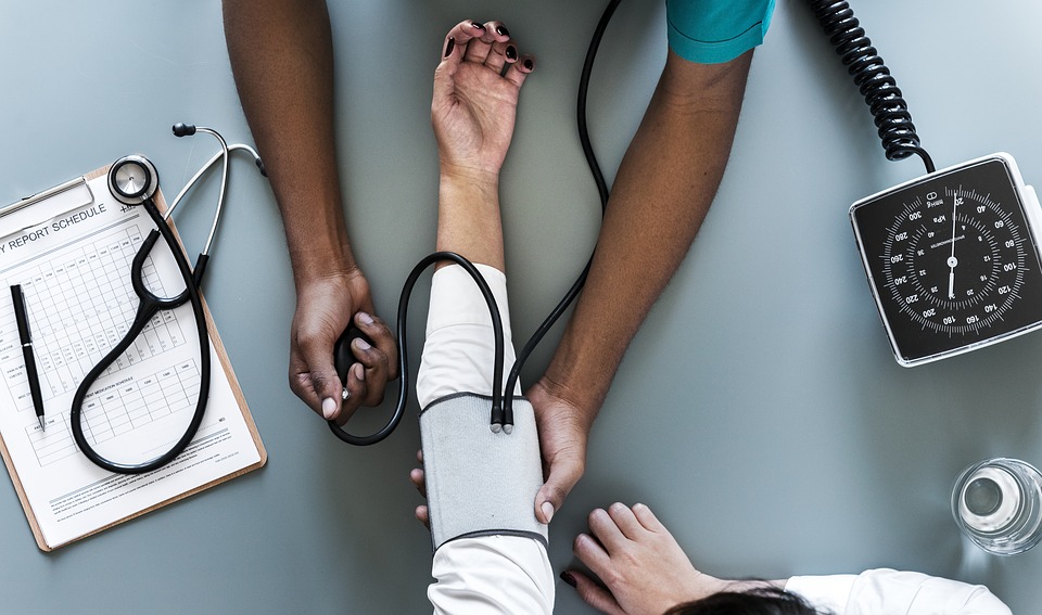 Ministerul Sănătăţii: Campanie de informare cu tema ‘Îngrijirile medicale în condiţii de siguranţă’, începând de miercuri