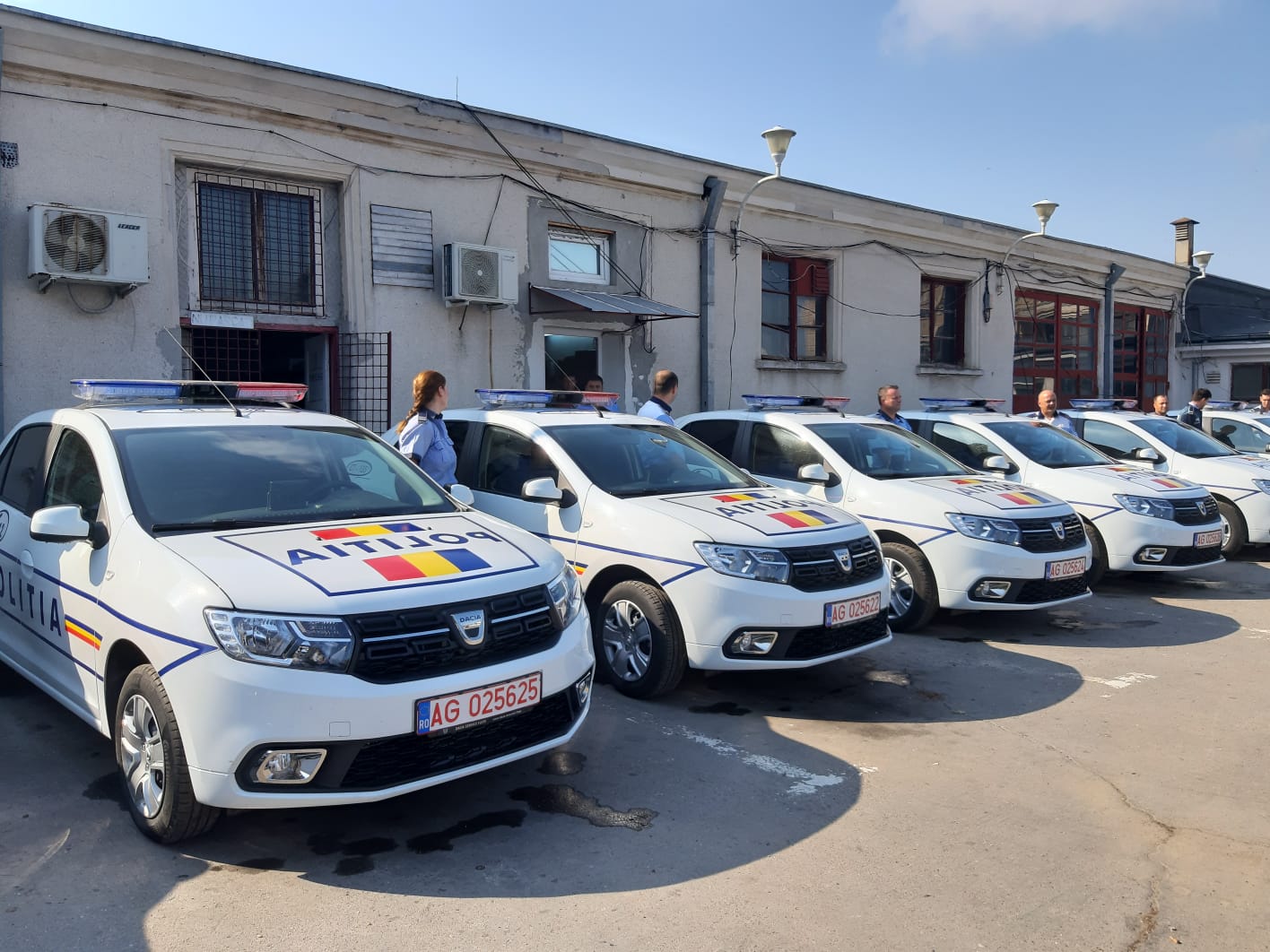 Autospeciale noi pentru polițiștii constănțeni