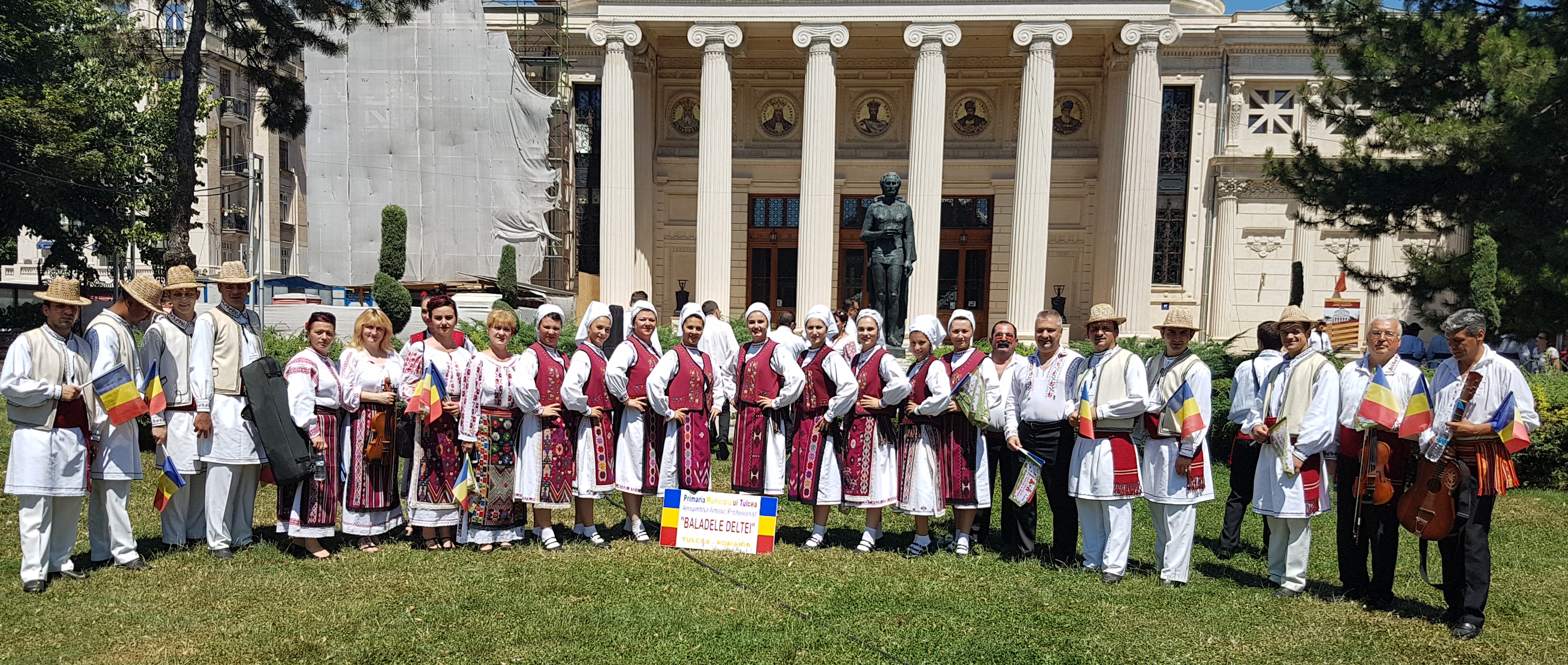 Artişti şi public, „Împreună de Înviere!”